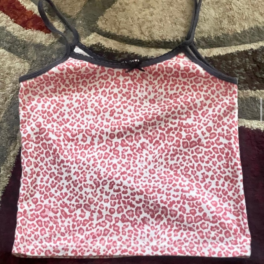 brandy melville pink skylar cheetah tank w/ bow